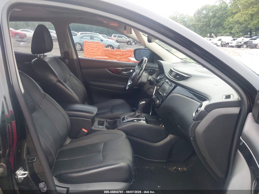 2019 NISSAN ROGUE SPORT auction photo 5