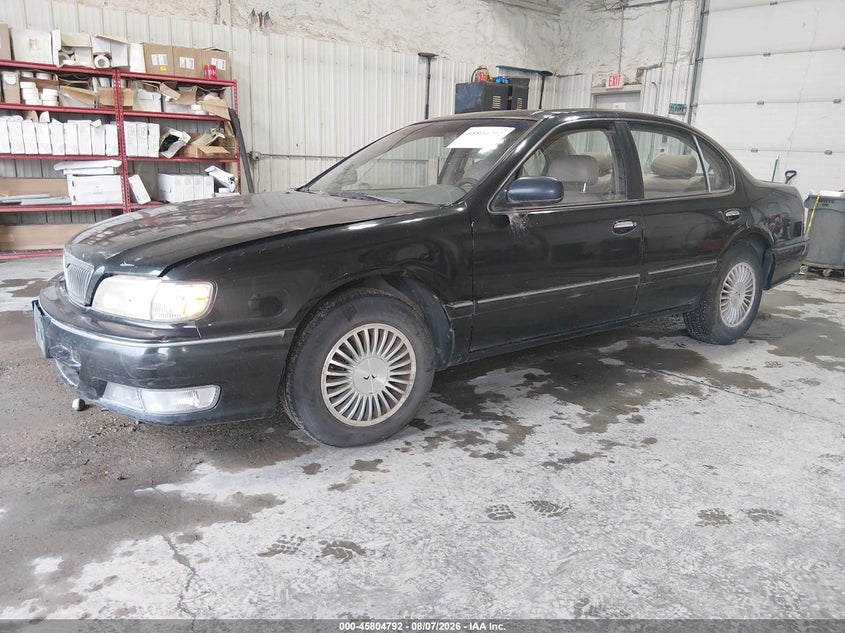 1998 INFINITI I30 auction photo 2