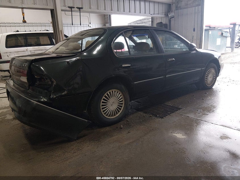 1998 INFINITI I30 auction photo 4