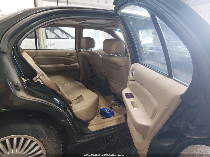 1998 INFINITI I30 auction photo 8