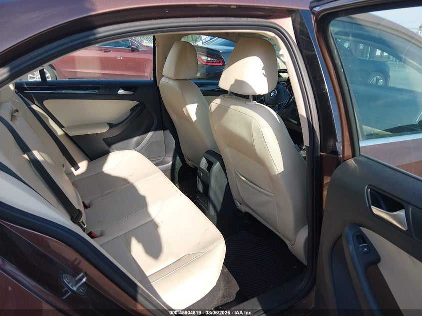 2017 VOLKSWAGEN JETTA SEDAN 1.8L I-4 DI, DOHC, VVT, TURBO, 170HP