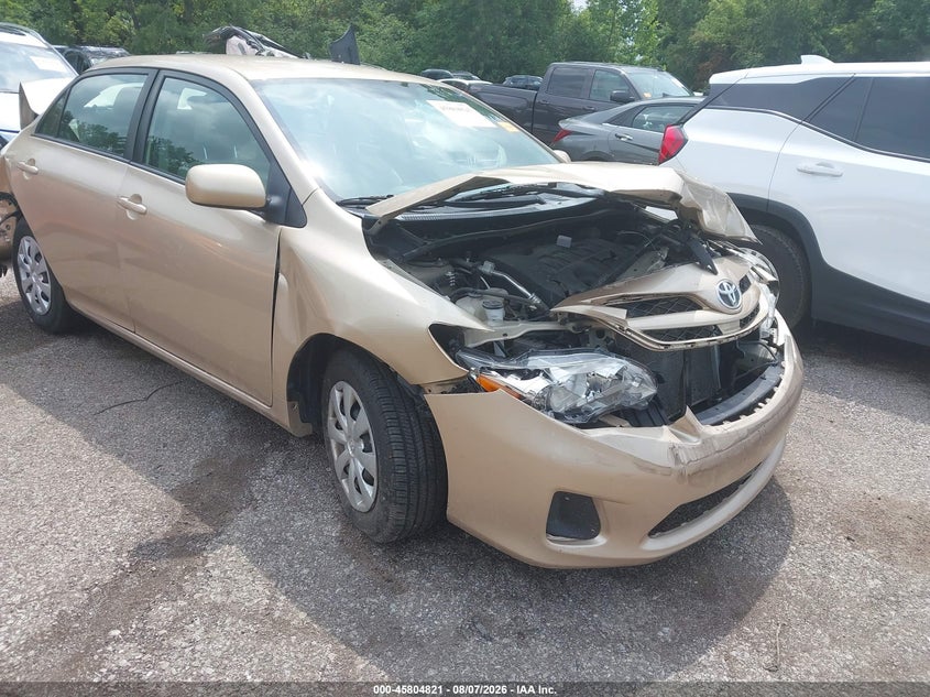 Vin: 2t1bu4ee7bc721434, lot: 46303667, toyota corolla le 2011 img_1
