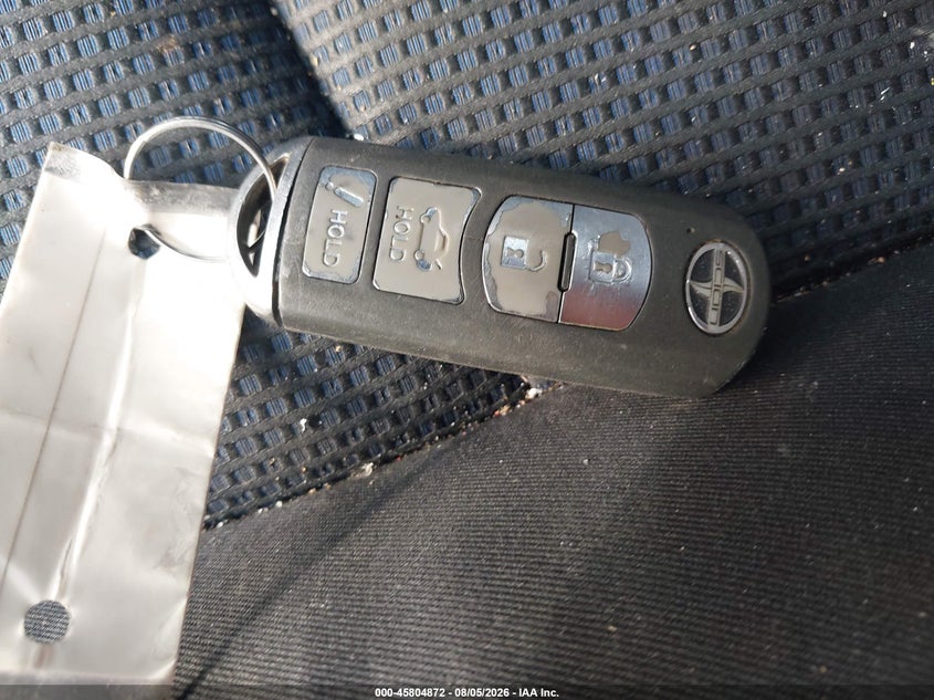 2016 SCION IA · Фото 11