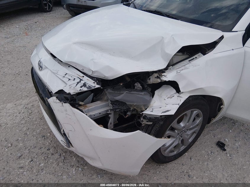 2016 SCION IA · Фото 6