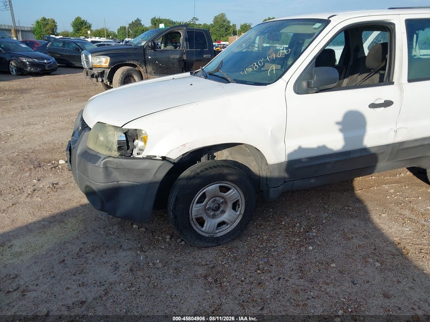 2006 FORD ESCAPE auction photo 6
