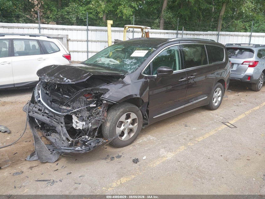 Vin: 2c4rc1eg5hr706196, lot: 46303775, chrysler pacifica touring-l plus 20172