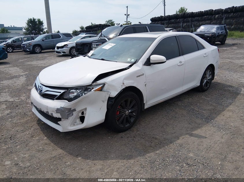 2014 TOYOTA CAMRY HYBRID auction photo 2
