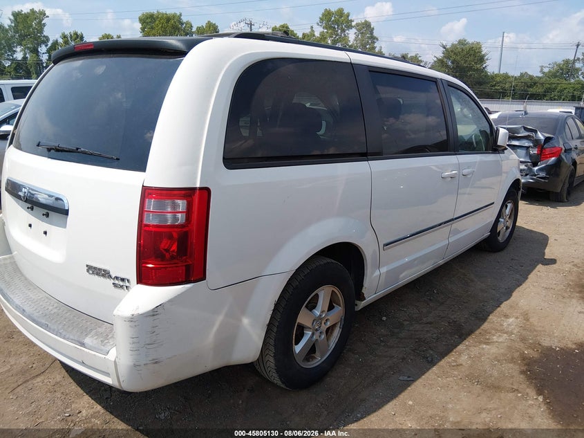 2009 DODGE GRAND CARAVAN auction photo 4