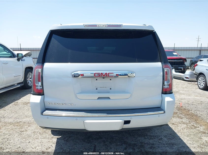 GMC YUKON XL - zdjęcie 16