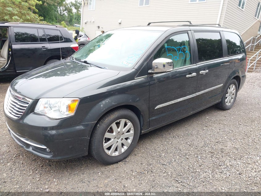 Vin: 2a4rr8dg0br760158, lot: 46304080, chrysler town & country touring-l 20112