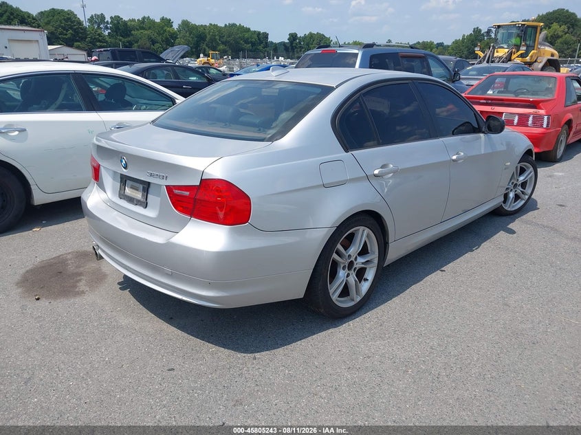 2011 BMW 328I — zdjęcie 4