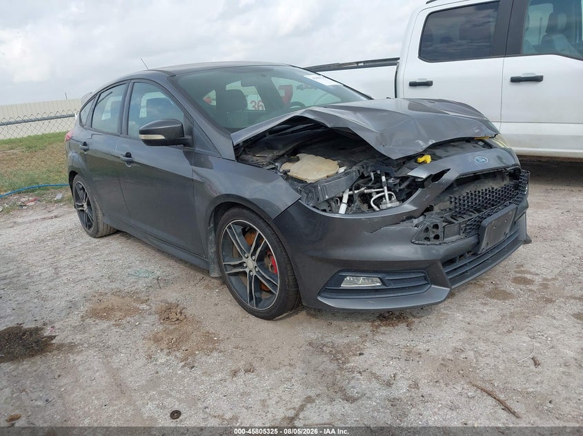 2016 FORD FOCUS ST auction photo 1