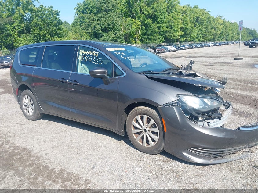 Vin: 2c4rc1dg5hr654067, lot: 46304181, chrysler pacifica touring 2017 img_1