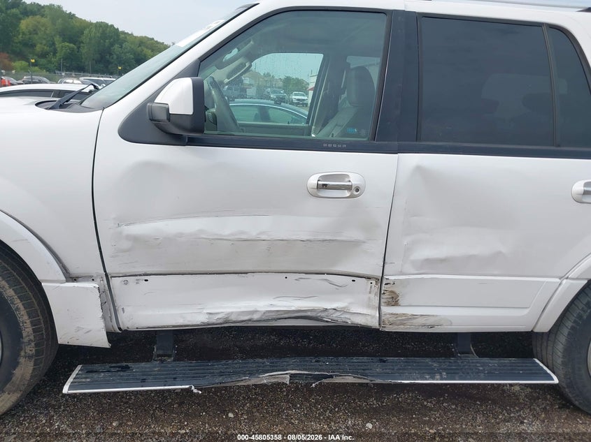 2013 FORD EXPEDITION auction photo 6