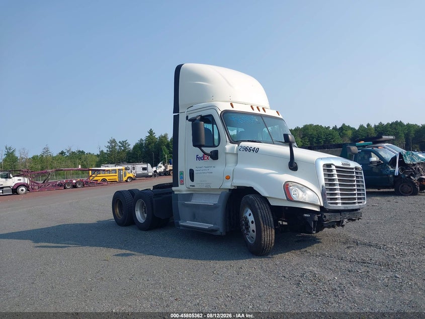 2004 FREIGHTLINER CONVENTIONAL