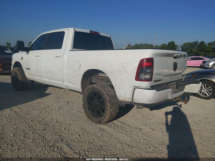 Vin: 3c6ur5dl7rg270111, lot: 46304255, ram 2500 big horn  4x4 6'4 box 20243
