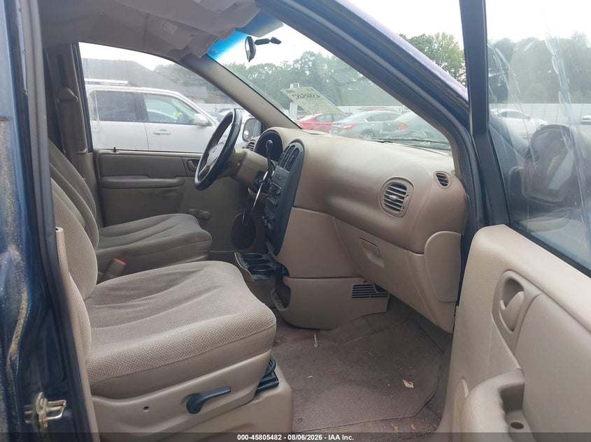 2002 DODGE CARAVAN auction photo 5
