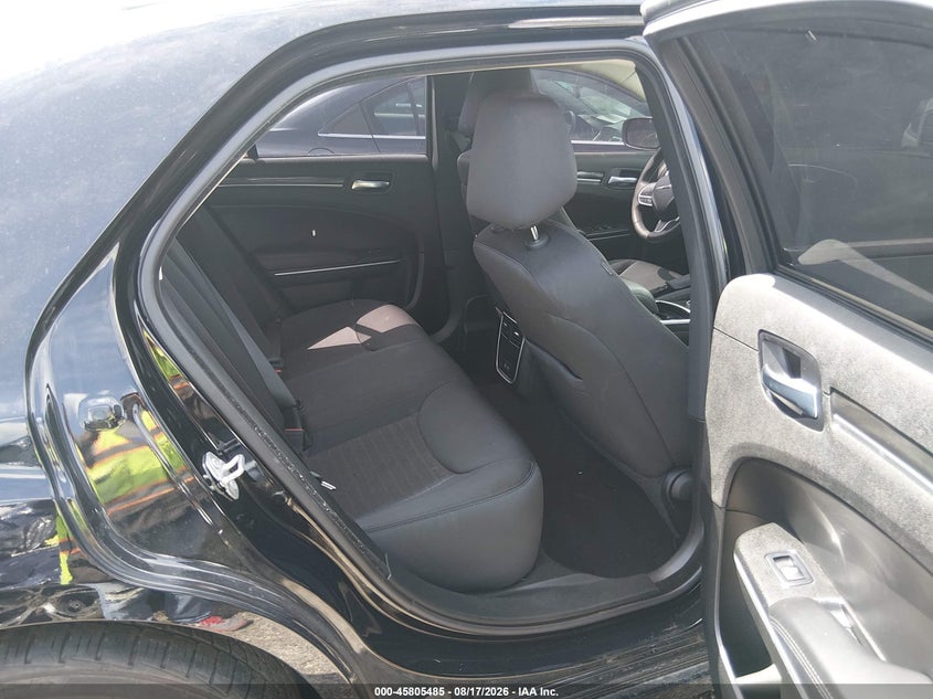CHRYSLER 300 2022 VIN 2C3CCAAG5NH268409