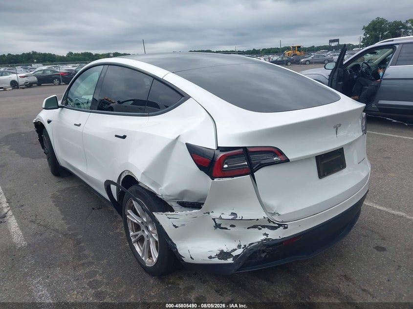2023 TESLA MODEL Y auction photo 3