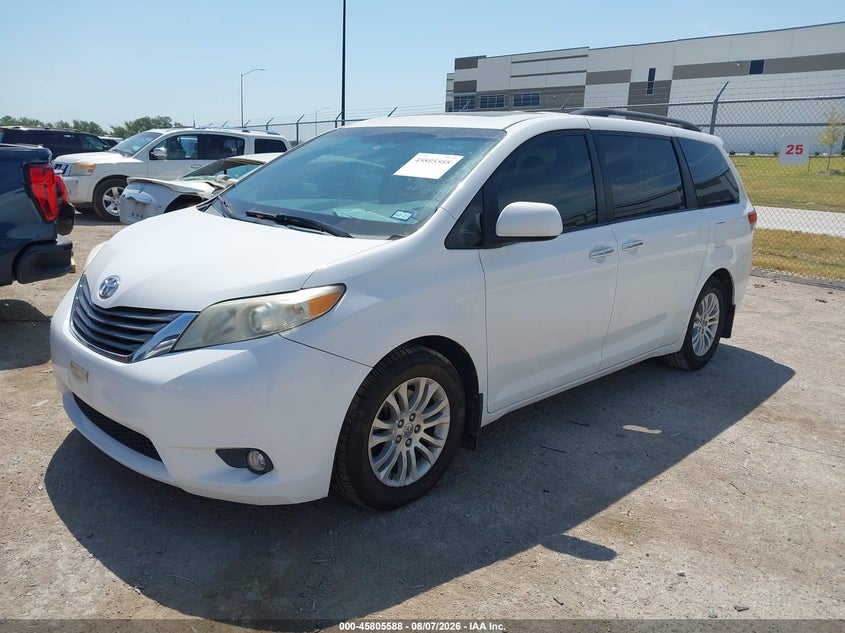 Vin: 5tdyk3dc8ds298805, lot: 46304434, toyota sienna xle v6 8 passenger 20132
