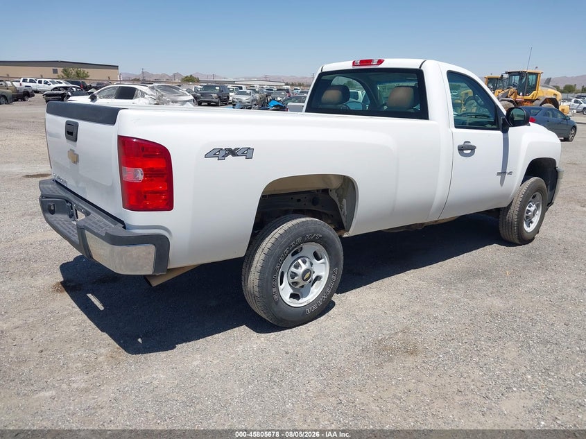 2011 CHEVROLET SILVERADO TRUCK 6.0L V-8 VVT, 360HP