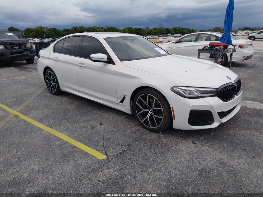 Vin: wba53bh00mcf19597, lot: 46304632, bmw 530i 2021 img_1