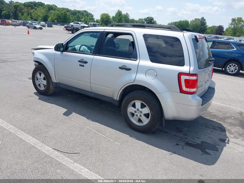 Vin: 1fmcu9dg7bkc61111, lot: 46304657, ford escape xlt 20113