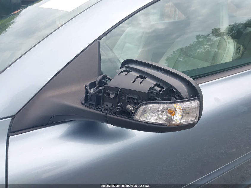 2012 VOLVO C70 auction photo 6