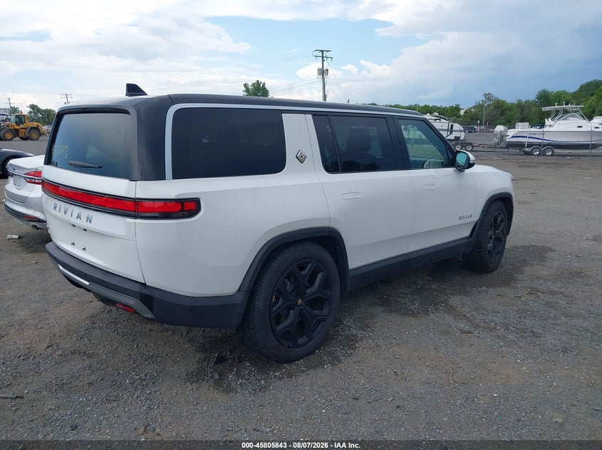 2024 RIVIAN R1S auction photo 4