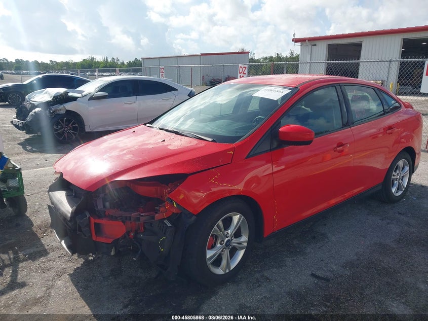 Vin: 1fahp3f2xcl408149, lot: 46304714, ford focus se 20122
