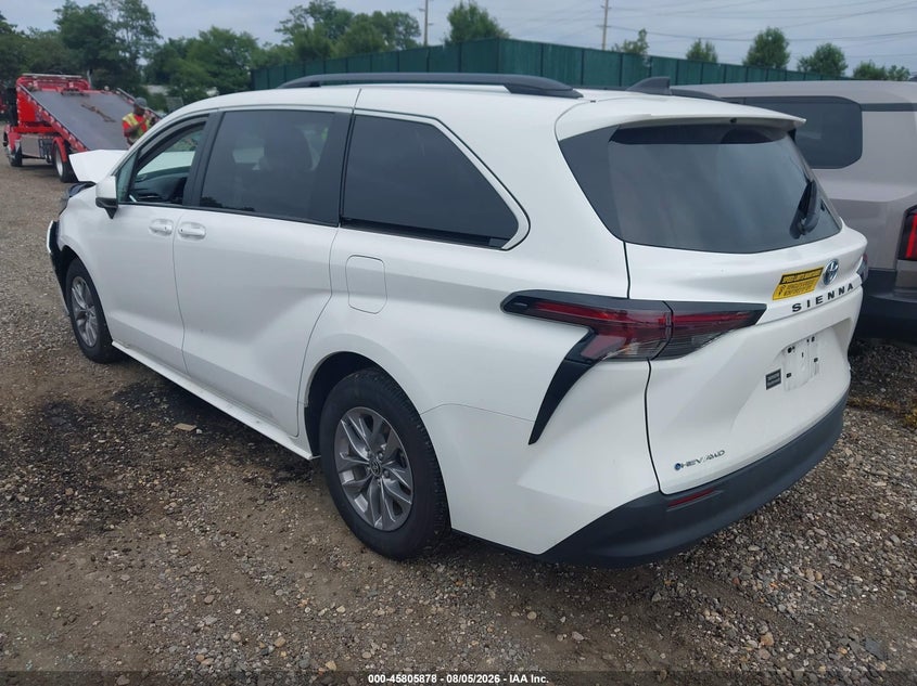 Vin: 5tdkskfc1ss215984, lot: 46304724, toyota sienna le 20253