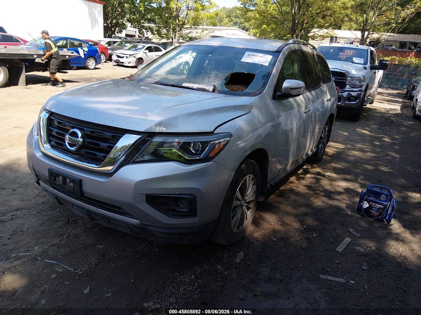 2017 NISSAN PATHFINDER auction photo 2