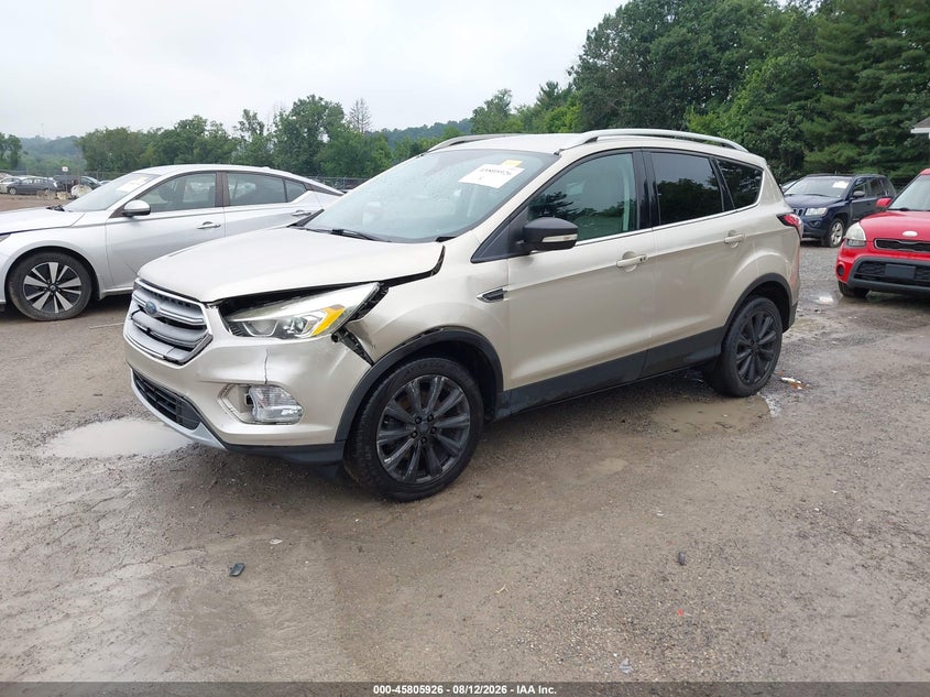 Vin: 1fmcu9jd1hue46018, lot: 46304772, ford escape titanium 20172