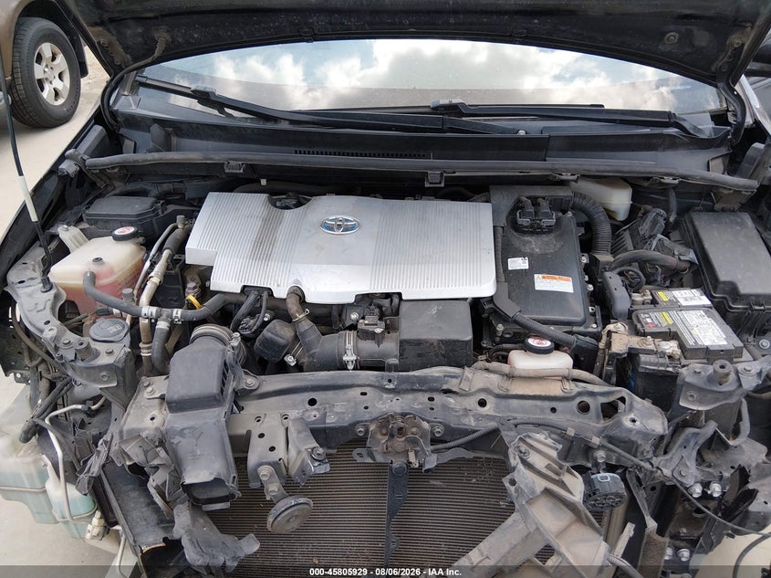 TOYOTA PRIUS - zdjęcie 10