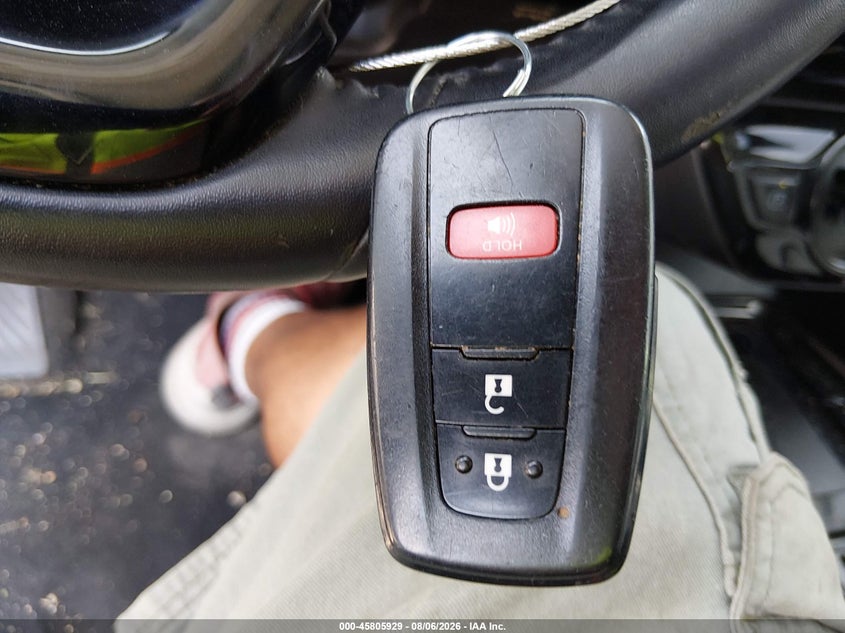 TOYOTA PRIUS - zdjęcie 11