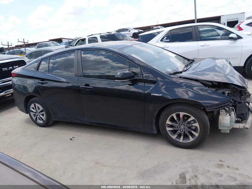 TOYOTA PRIUS - zdjęcie 14