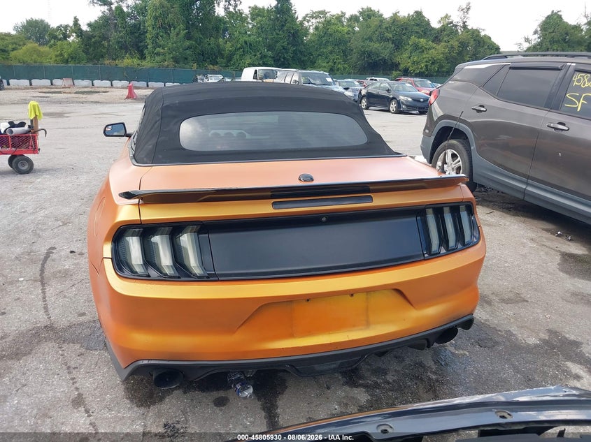 FORD MUSTANG - zdjęcie 17