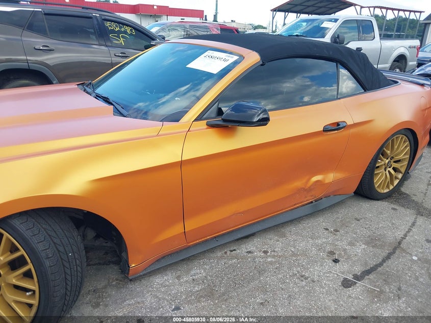 FORD MUSTANG - zdjęcie 18