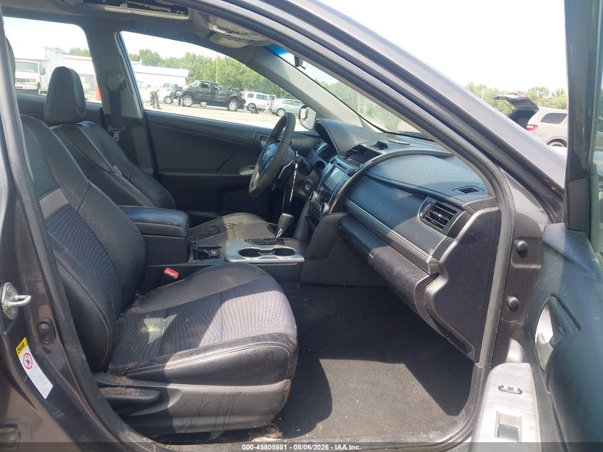 2014 TOYOTA CAMRY auction photo 5