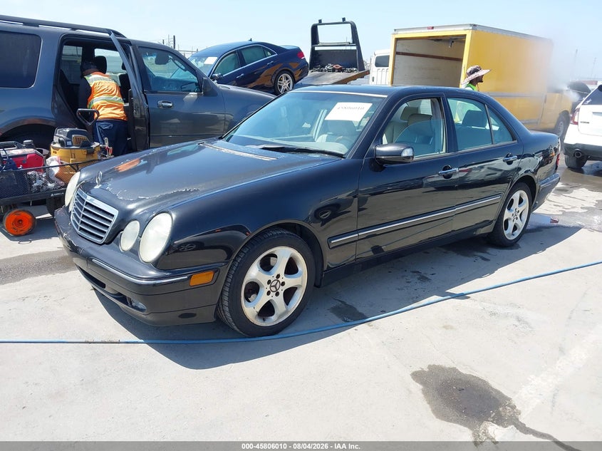2002 MERCEDES-BENZ E 320 auction photo 2