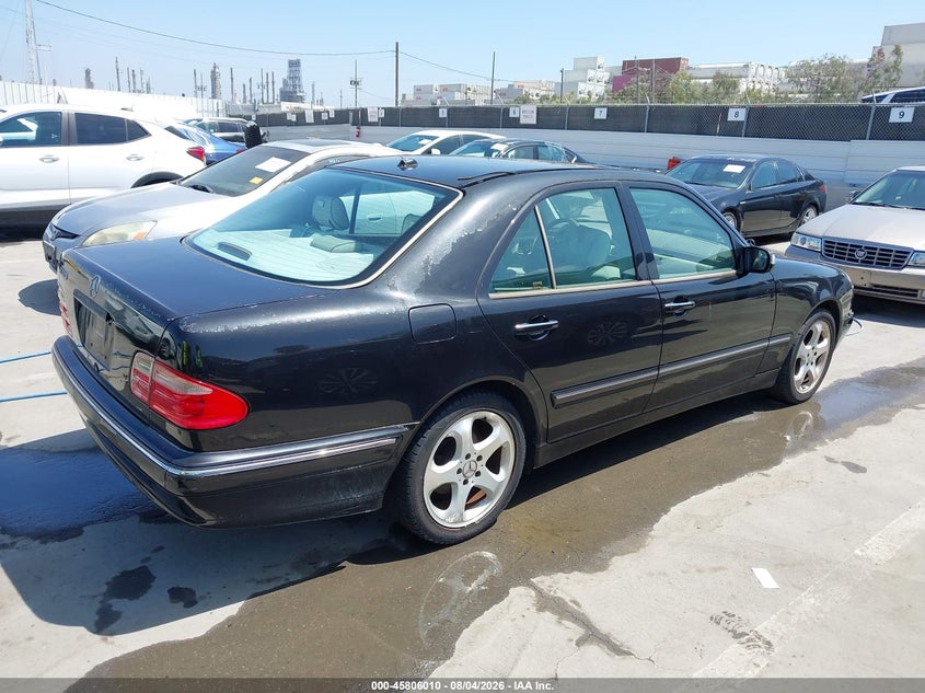 2002 MERCEDES-BENZ E 320 auction photo 4