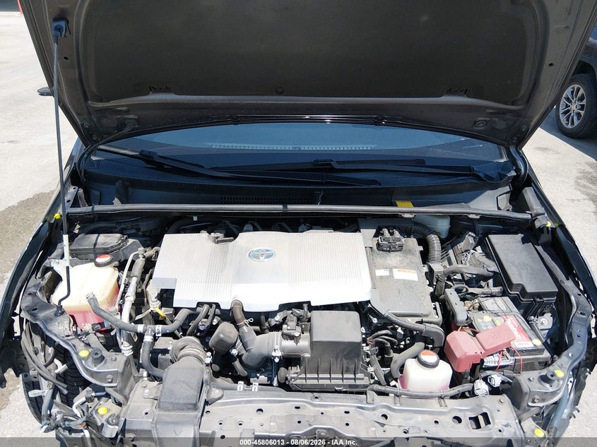 TOYOTA PRIUS - zdjęcie 10