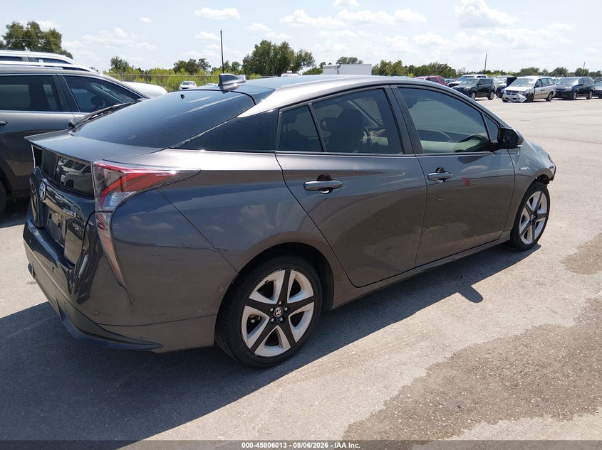 TOYOTA PRIUS - zdjęcie 4