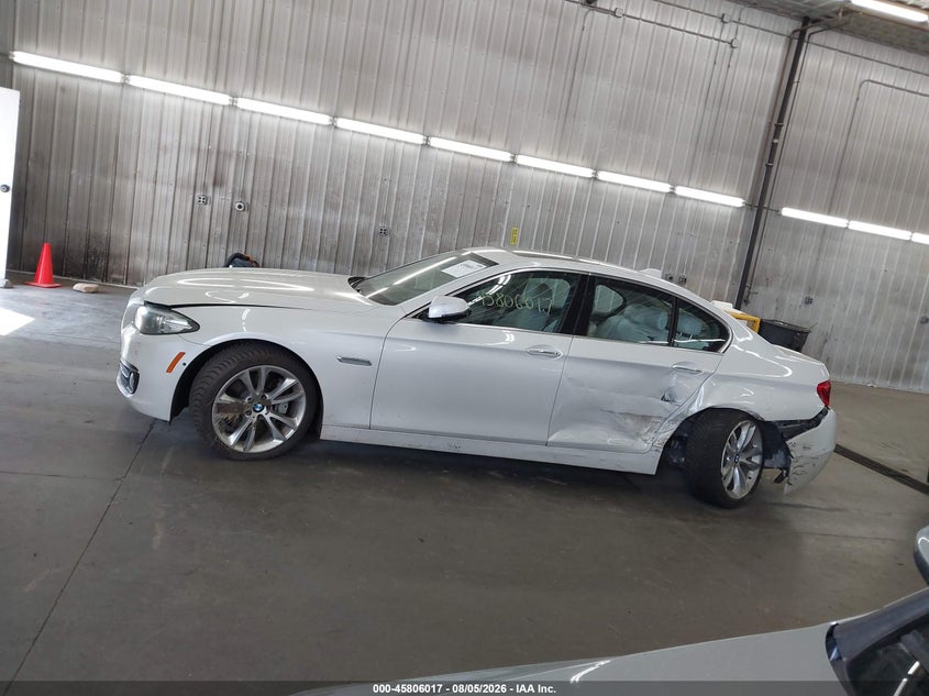 Фото 14 - BMW 535I