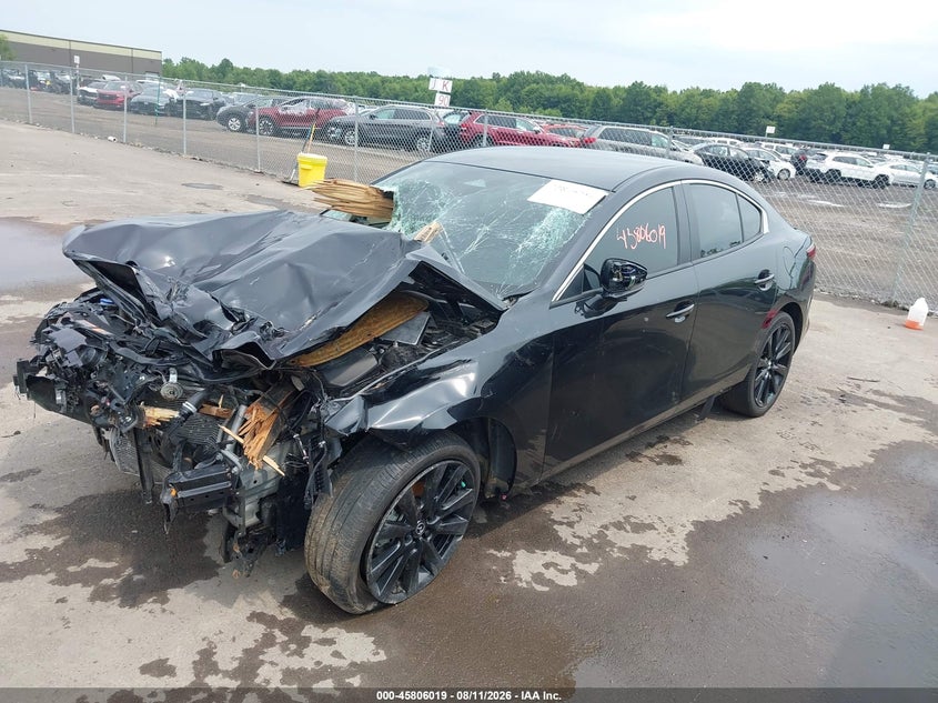 2025 MAZDA MAZDA3 auction photo 2