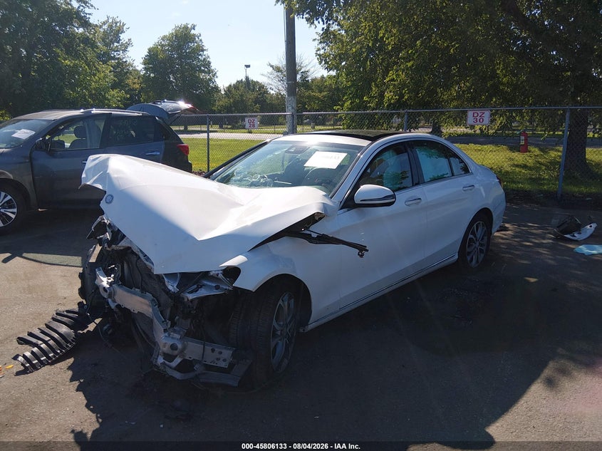 Vin: wddwf4kb6gr133372, lot: 46304979, mercedes-benz c 300 4matic 20162