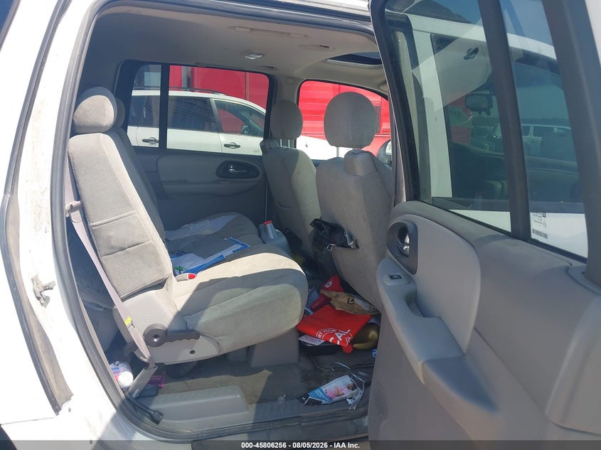 2005 CHEVROLET TRAILBLAZER EXT auction photo 8