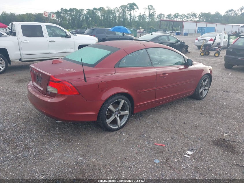 2012 VOLVO C70 auction photo 4