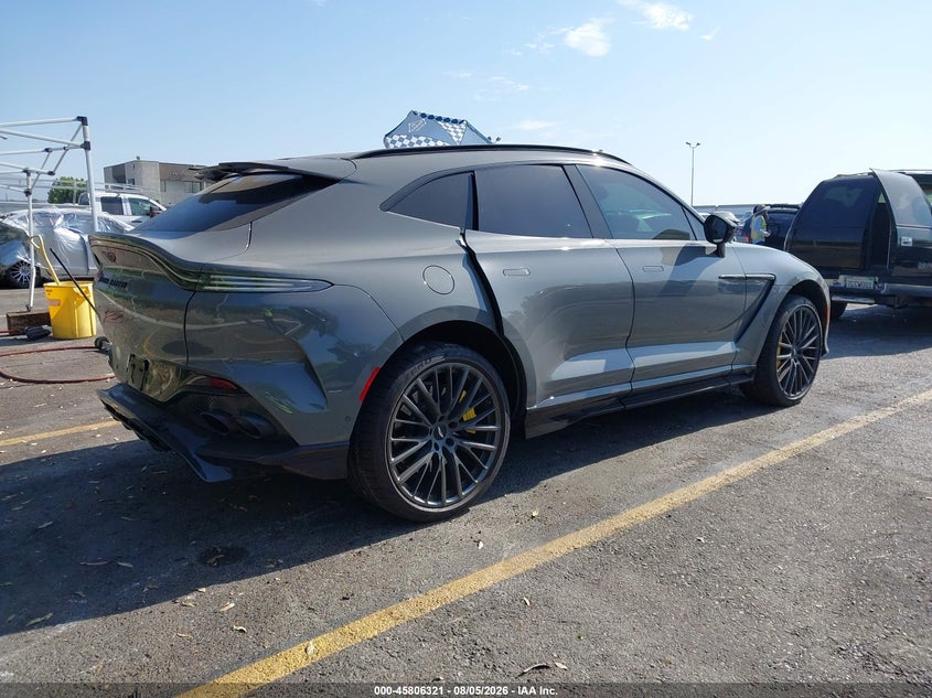 2023 ASTON MARTIN DBX auction photo 4