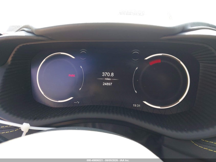 2023 ASTON MARTIN DBX auction photo 7